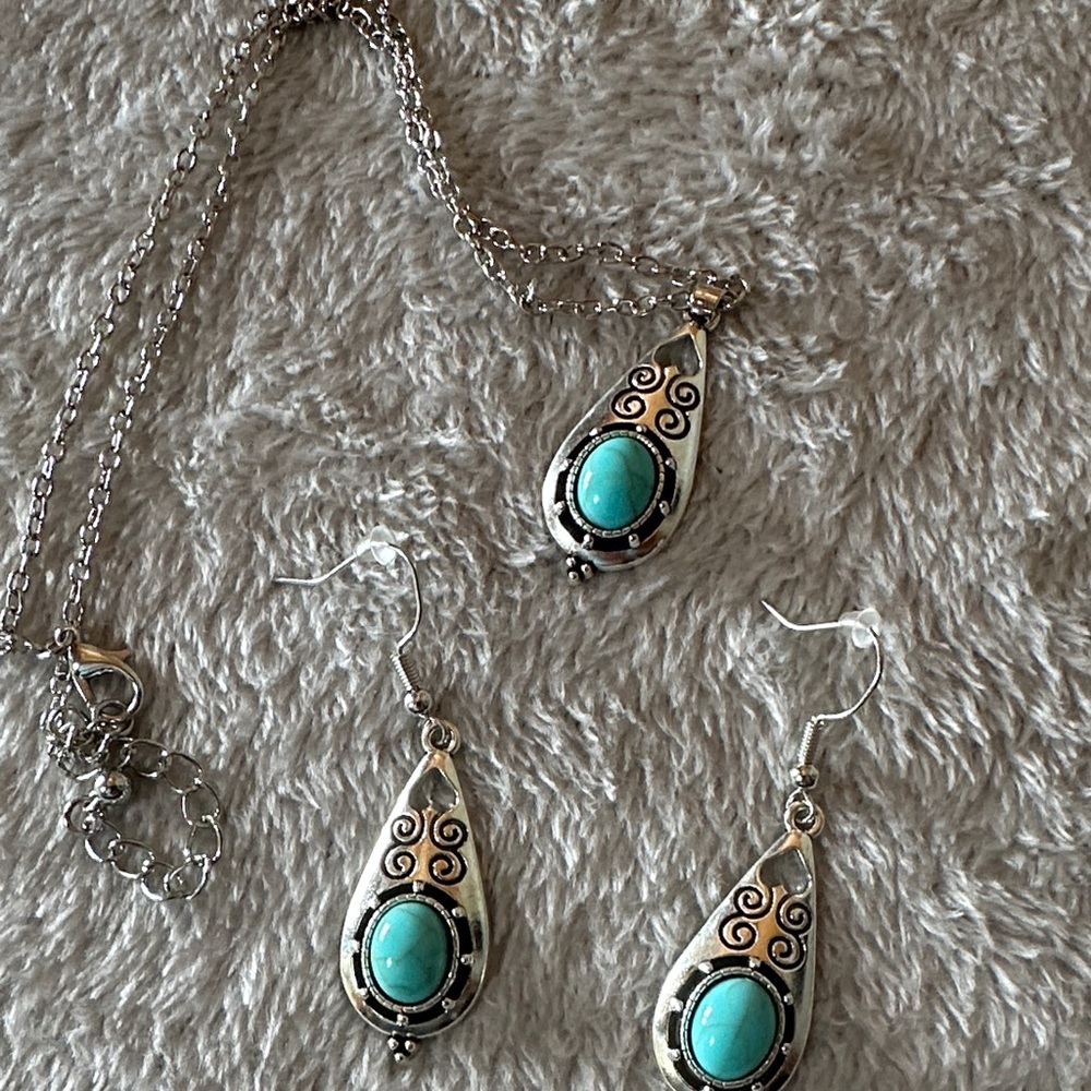 Turquoise and Silver Jewelry Set